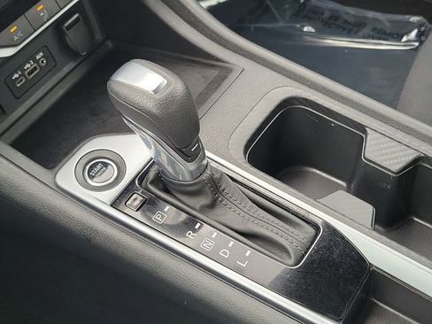 Used 2024 Nissan Sentra SV image 12