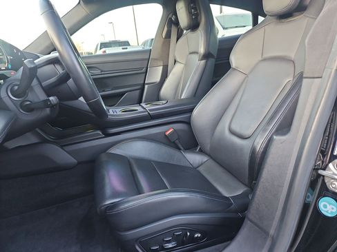 Used 2020 Porsche Taycan Turbo image 17