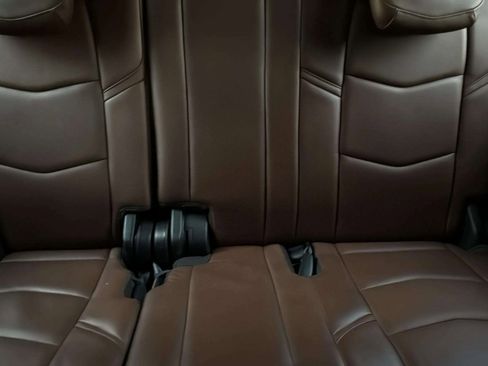 Used 2018 Cadillac Escalade ESV Premium Luxury image 24