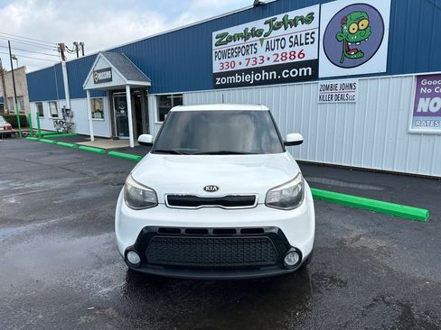 Used 2016 Kia Soul + FWD image 2