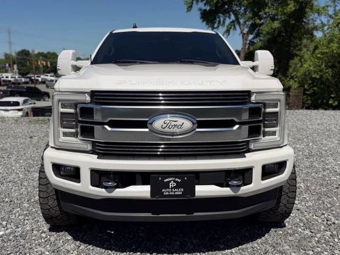 Used 2019 Ford F250 Limited w/ FX4 Off-Road Package AWD/4WD image 2