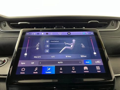 Used 2023 Jeep Grand Cherokee Limited AWD/4WD image 29