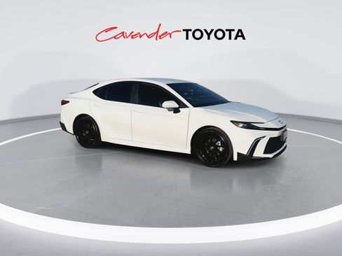 Used 2026 Toyota Camry SE image 2