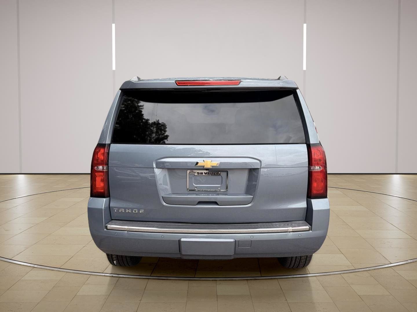 Used 2016 Chevrolet Tahoe LTZ AWD/4WD image 4