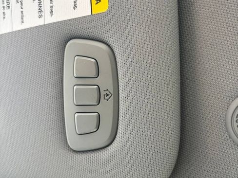 Used 2024 Ford Explorer Limited w/ Limited Technology Package AWD/4WD image 24