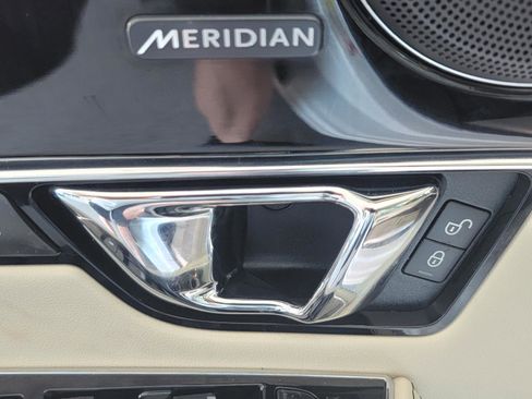 Used 2014 Jaguar XJ L Portfolio AWD/4WD image 33