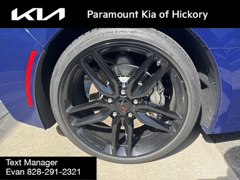 Used 2019 Chevrolet Corvette Stingray Convertible w/ Carbon Flash Badge Package image 5