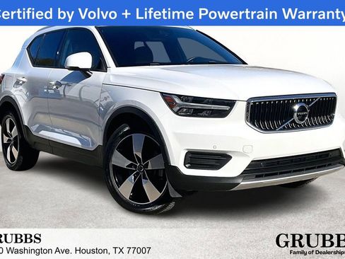 Used 2020 Volvo XC40 T5 Momentum w/ Protection Package Premier image 1