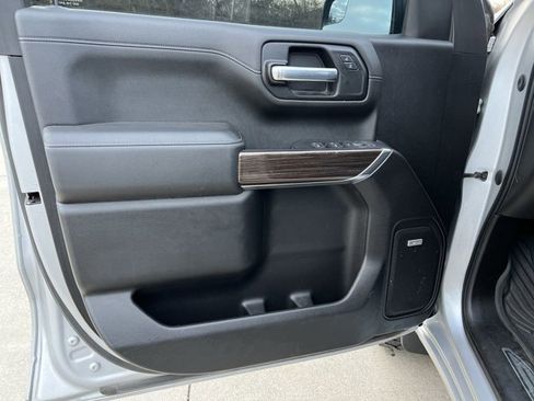 Used 2021 Chevrolet Silverado 1500 LT Trail Boss w/ Convenience Package II image 23