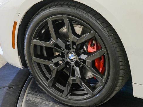 Used 2025 BMW M440i Coupe w/ Premium Package RWD image 11