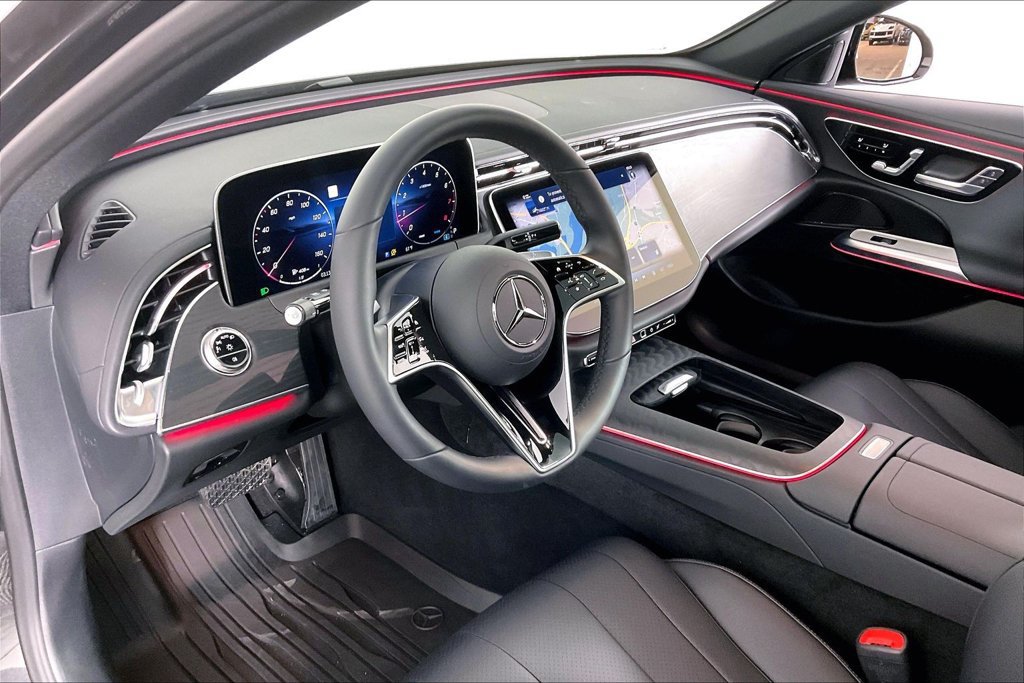Used 2026 Mercedes-Benz E 350 4MATIC Sedan image 11