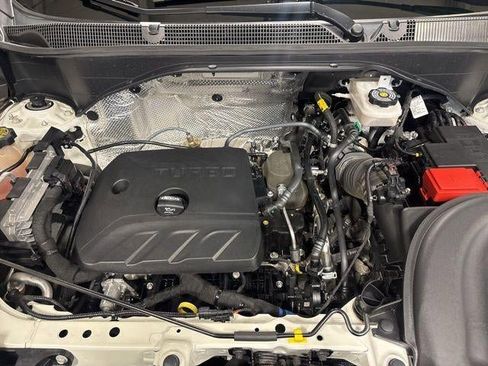 Used 2023 Buick Encore GX Essence w/ Experience Buick Package image 31