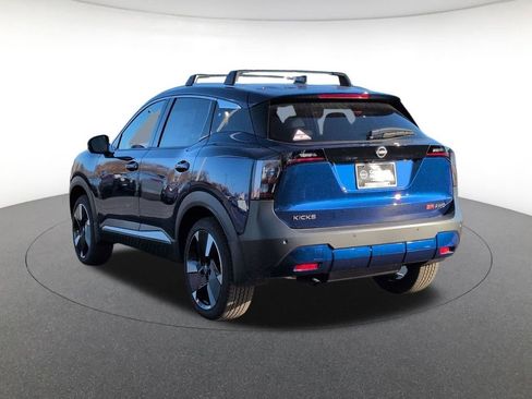 New 2026 Nissan Kicks SR w/ Cold Weather Package AWD/4WD image 7