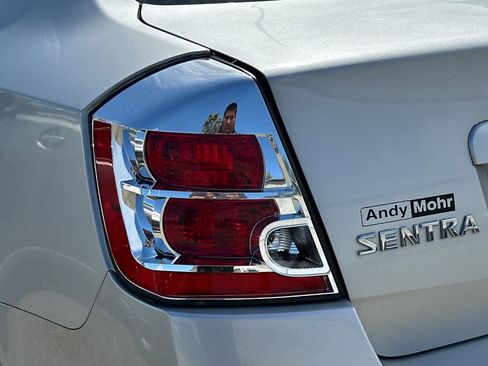 Used 2007 Nissan Sentra 2.0 SL w/ Sunroof Pkg FWD image 20