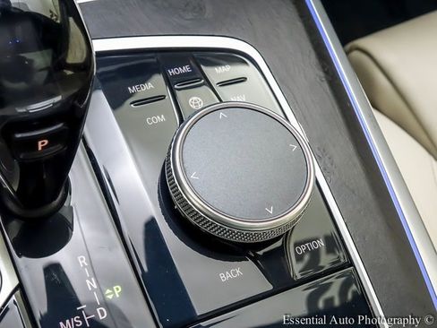 Used 2022 BMW X5 xDrive40i w/ Climate Comfort Package image 18