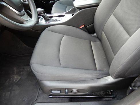 Used 2023 Chevrolet Malibu LT image 11