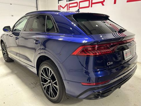 Used 2019 Audi Q8 Prestige AWD/4WD image 5