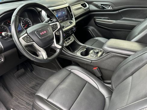 Certified 2023 GMC Acadia SLT w/ Elevation Edition FWD image 10