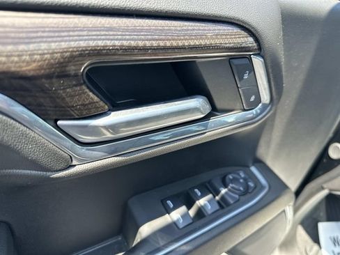 Used 2024 Chevrolet Silverado 1500 LT AWD/4WD image 19