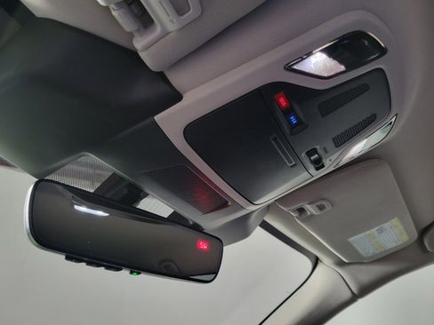 Certified 2025 Subaru Outback Premium image 19