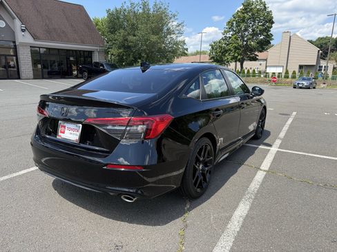 Used 2024 Honda Civic Sport image 7