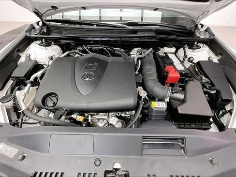 Used 2024 Toyota Camry XSE image 8