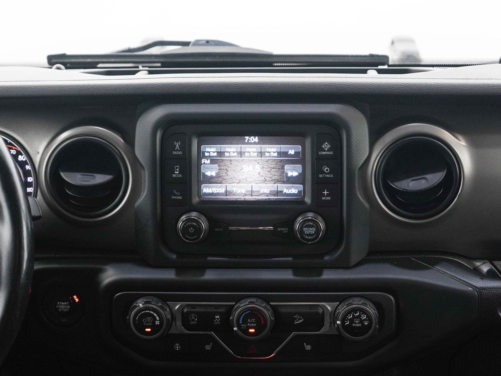 Used 2018 Jeep Wrangler Unlimited Sport S AWD/4WD image 15