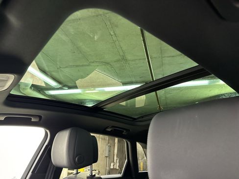 Used 2025 Audi Q3 2.0T Premium image 28