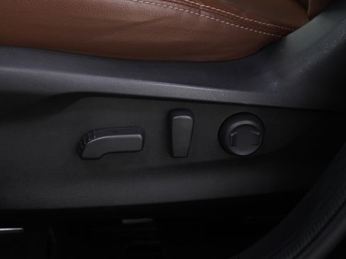 Used 2020 Subaru Forester Touring w/ Popular Package #2 image 29