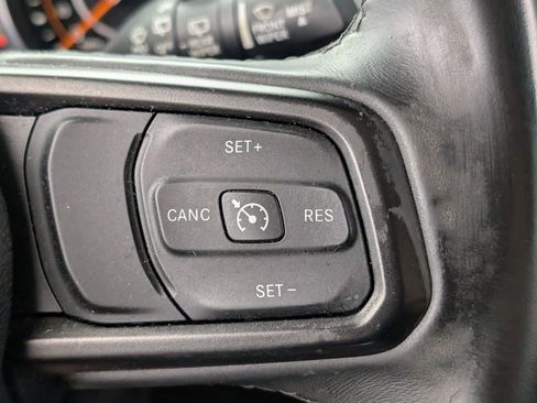 Certified 2018 Jeep Wrangler Unlimited Sport S image 26