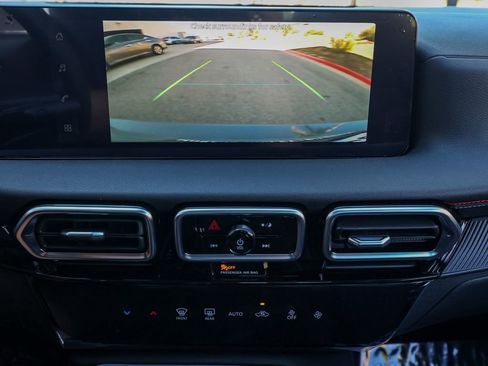 New 2026 Nissan Sentra SR image 29