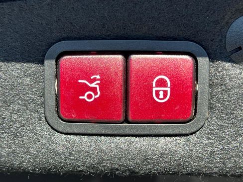 Used 2020 Mercedes-Benz C 63 AMG S image 19