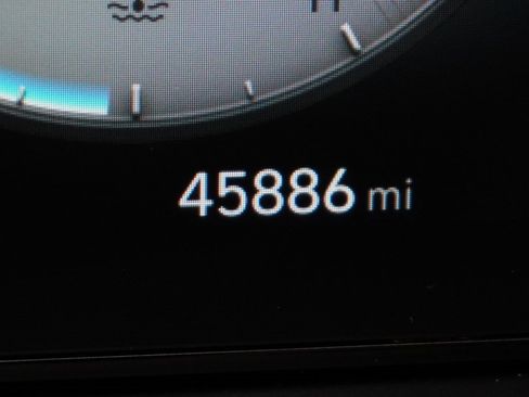 Used 2023 Hyundai Santa Cruz SEL Premium w/ Launch Package image 10