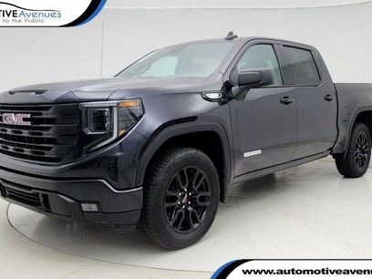 Used 2025 GMC Sierra 1500 Elevation