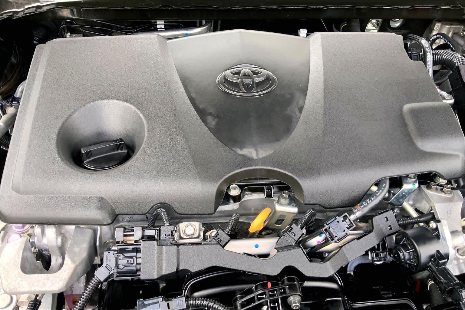Used 2024 Toyota Camry SE w/ Audio Upgrade Package FWD image 33