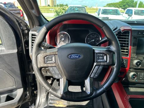 Used 2020 Ford F250 Platinum w/ FX4 Off-Road Package AWD/4WD image 21