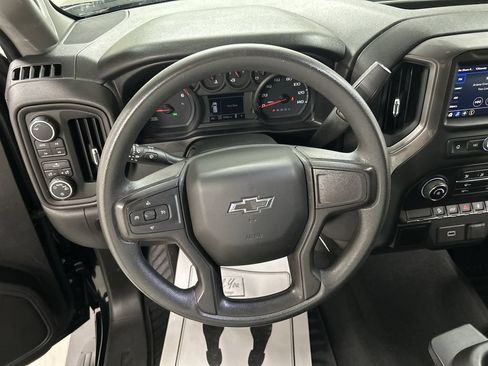 Used 2020 Chevrolet Silverado 1500 Custom Trail Boss w/ Custom Convenience Package AWD/4WD image 4