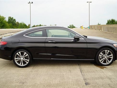 Used 2017 Mercedes-Benz C 300 4MATIC Coupe image 7
