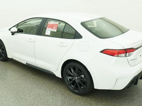New 2026 Toyota Corolla SE FWD image 5