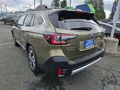 Used 2021 Subaru Outback Touring XT AWD/4WD image 3