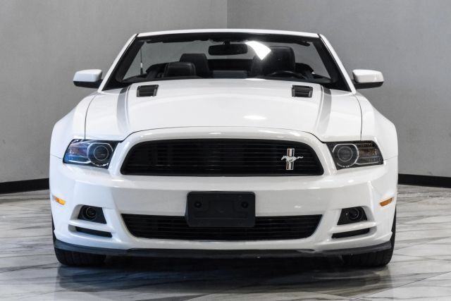 Used 2013 Ford Mustang GT Premium w/ Electronics Pkg RWD image 10