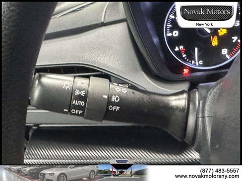 Used 2024 Subaru Crosstrek 2.0i Premium AWD/4WD image 20