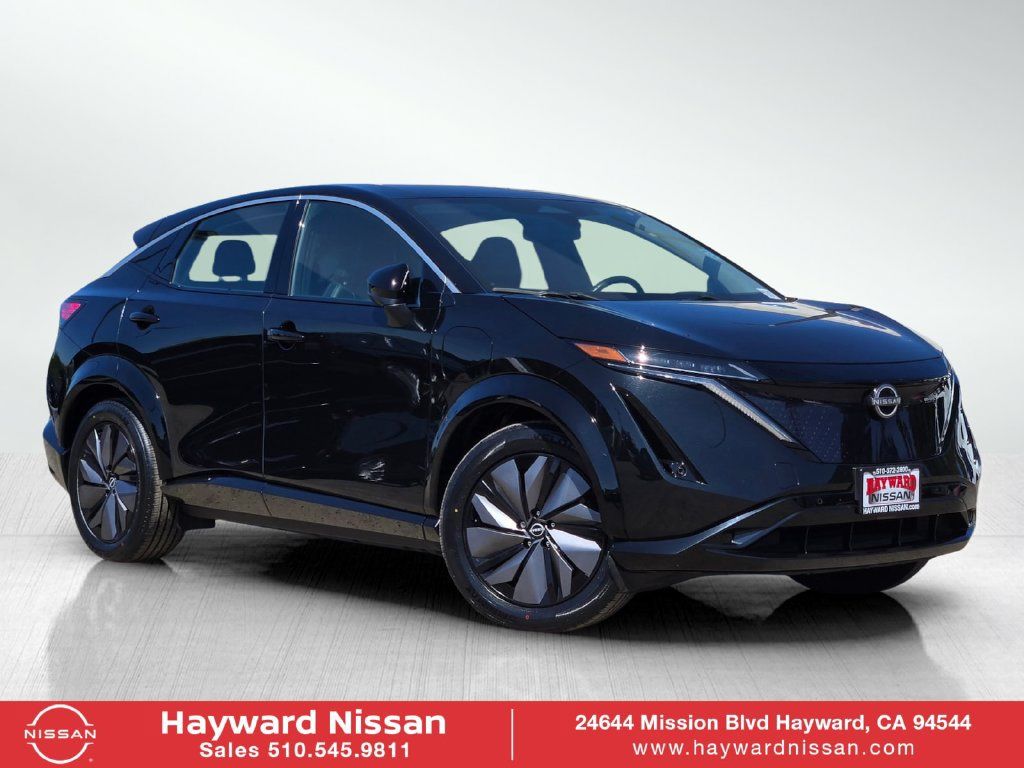 Used 2023 Nissan Ariya FWD image 1