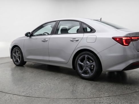 Used 2025 Kia K4 LXS FWD image 6