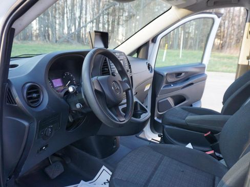 Used 2019 Mercedes-Benz Metris image 14