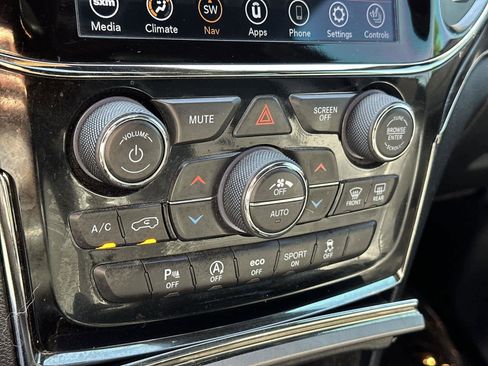 Used 2020 Jeep Grand Cherokee Limited X image 28