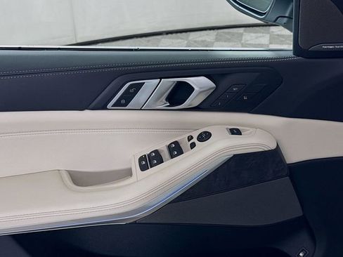 New 2026 BMW X5 xDrive50e image 18