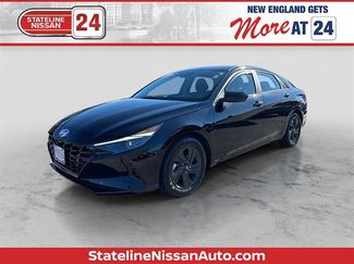 Used 2023 Hyundai Elantra SEL video 1