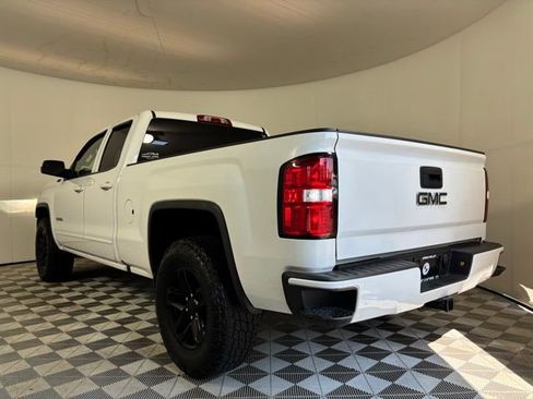 Used 2017 GMC Sierra 1500 SLE w/ SLE Value Package AWD/4WD image 4