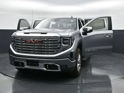 Used 2024 GMC Sierra 1500 Denali w/ Technology Package AWD/4WD image 53